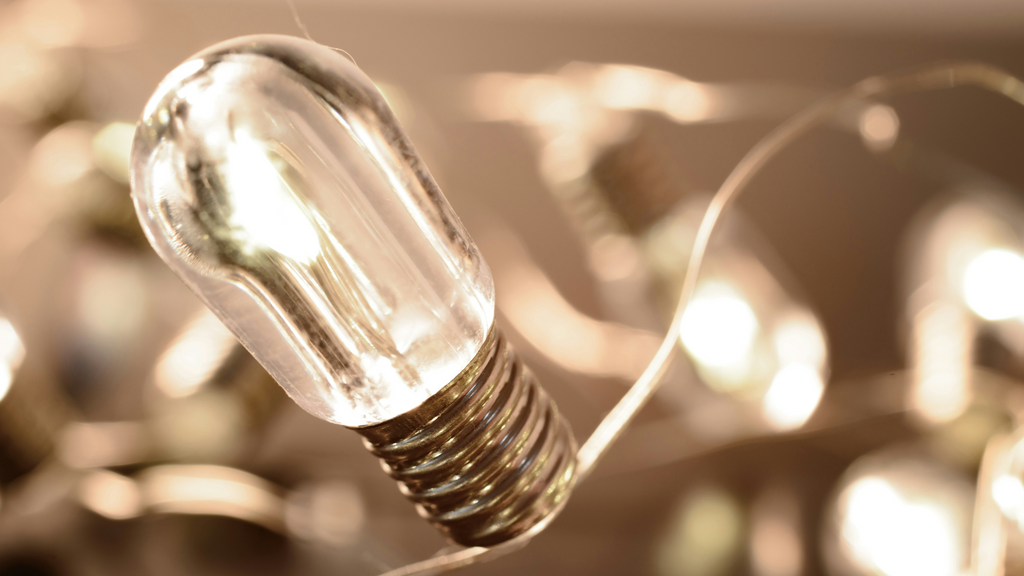 Revitalize Your Garden: The Ultimate Guide to How to Clean Solar Lights!
