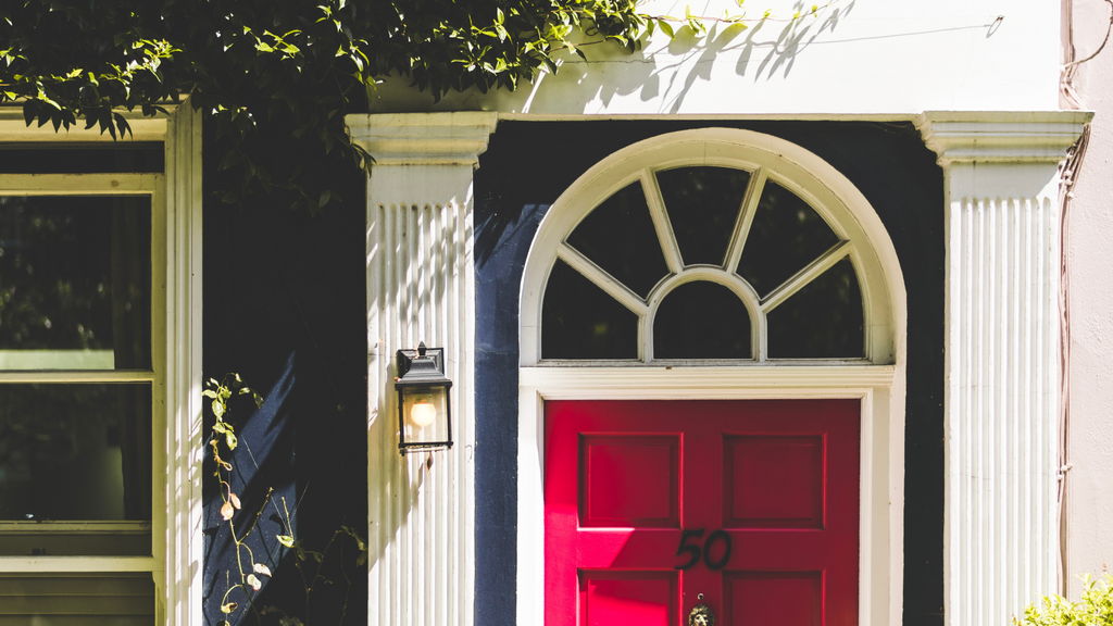 15 Creative Ways to Decorate Your Home with Lanterns