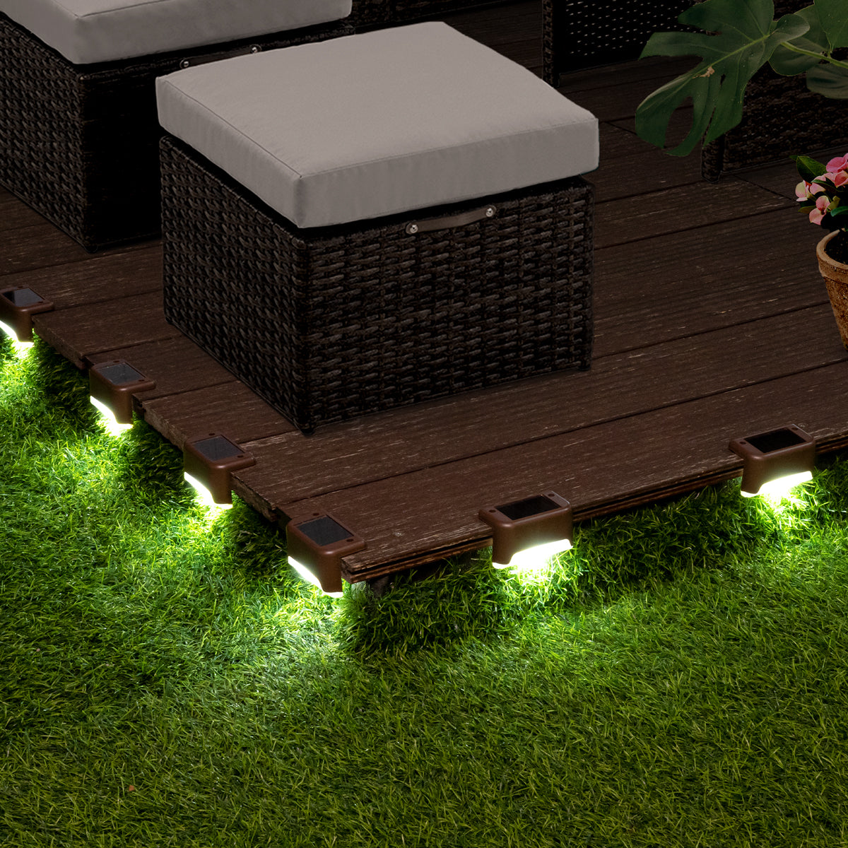 Gigalumi Horizontal Solar Deck Lights Set (12&16 Pack)