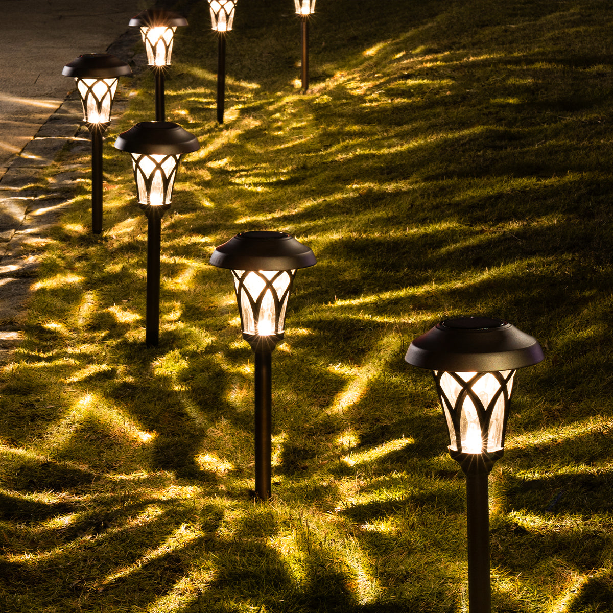Gigalumi Tulip Designed Solar Yard Lights Set (6 Pack)