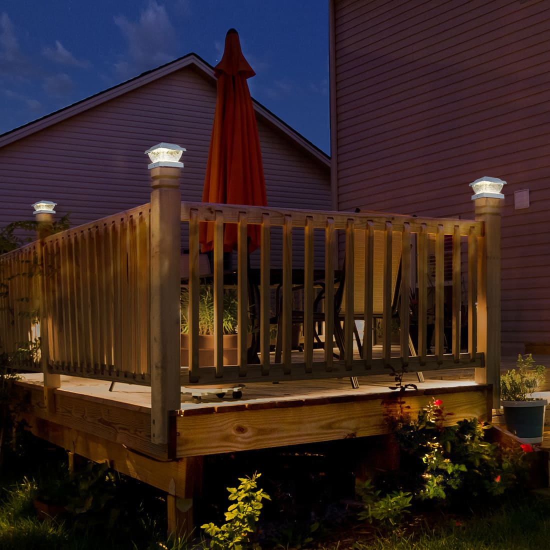 GIGALUMI Solar Powered White LED Outdoor Fence Post Cap Lights, 3.5x3.5 - 5x5