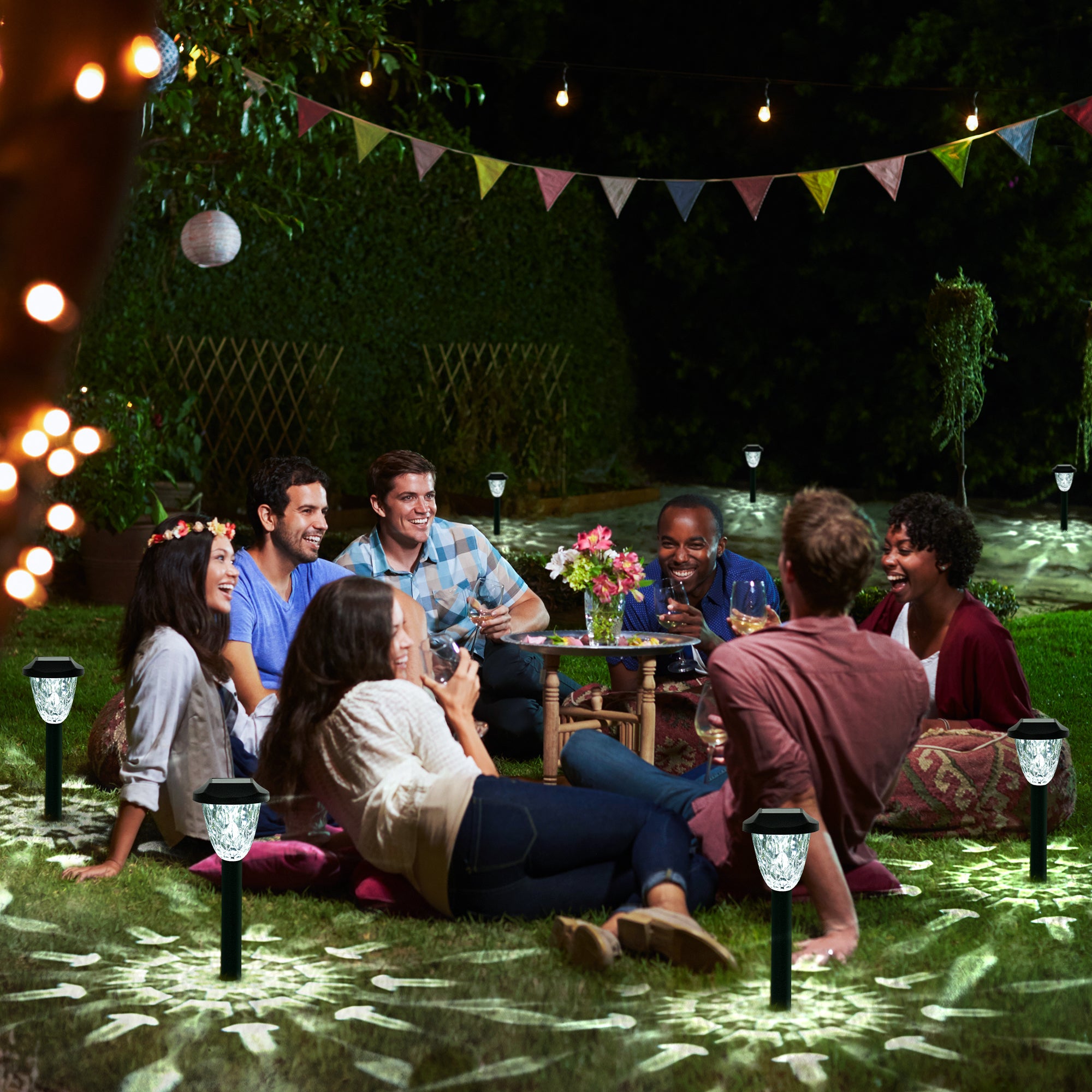 GIGALUMI Solar Pathway Lights with Great Pattern (Cold White)
